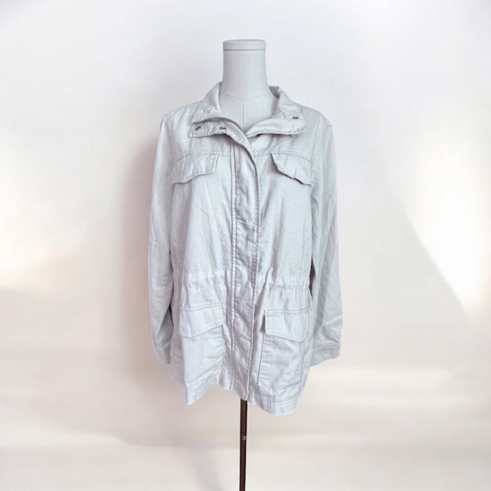 Gap Womens Utility Jacket Cream Beige Full Zip Snap Front Field Coat M‎ NEW